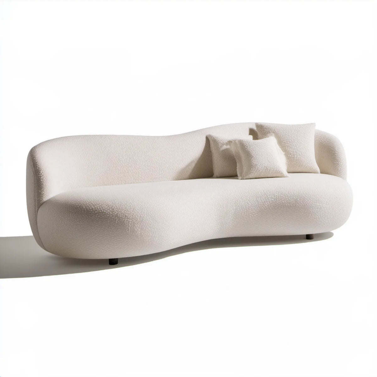 Trzyosobowa sofa zaokrąglona bouclé ecru z czarnymi nóżkami 220 x 92 x 72 cm
